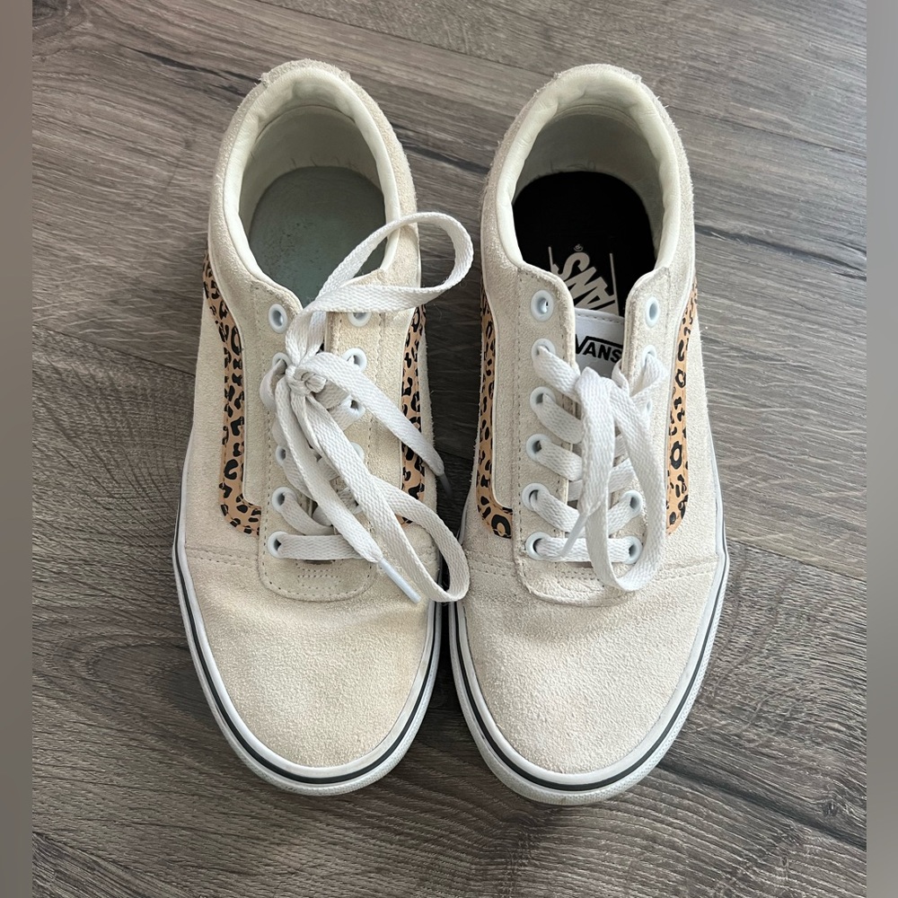 Vans Ward Cheetah Stripe Suede Shoe Sz 8